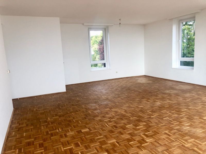 BER DEN DCHERN VON MDLING! /  / 2340 Mdling / Bild 5