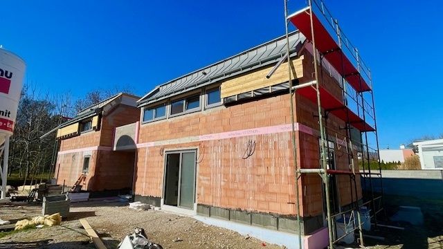 Traumhafte Doppelhaushlfte in Guntramsdorf: Erstbezug mit Garten und 2 Stellpltzen! /  / 2353 Guntramsdorf / Bild 12