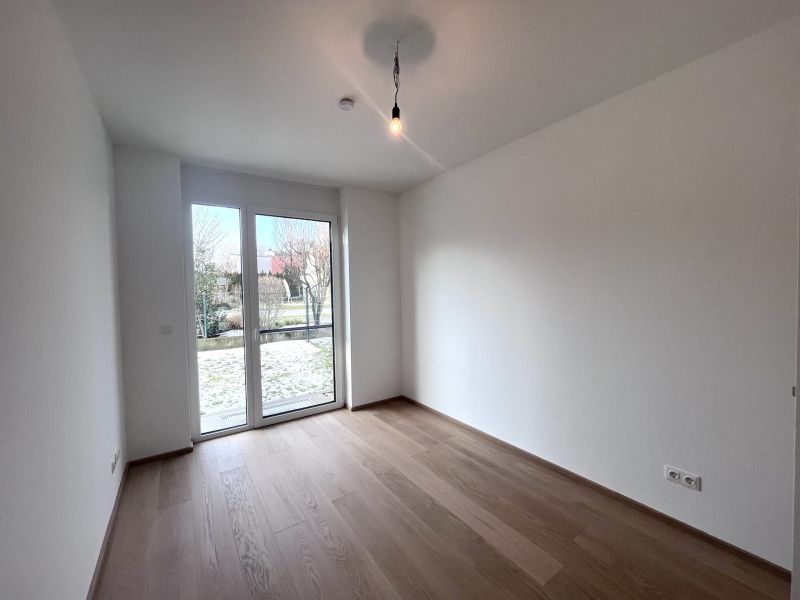 Erstbezug !!! Traumhafte Doppelhaush�lfte -  mit 5 Zimmern, Garten, Wohnkeller und Stellpl�tzen! /  / 2353&nbsp;Guntramsdorf / Bild 2