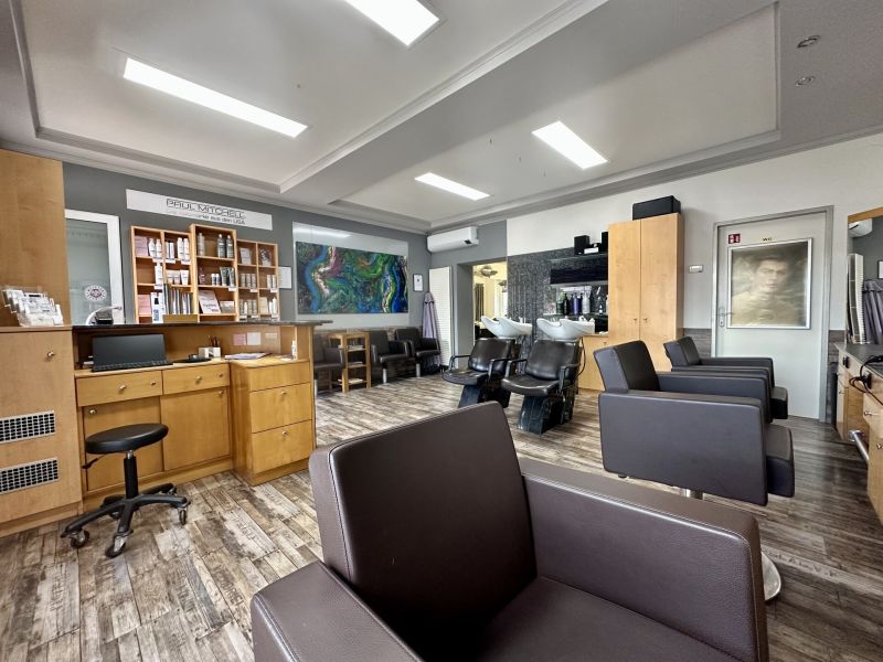 Wunderschönes Einfamilienhaus mit Geschäftslokal / / 2513 Möllersdorf / Bild 15
