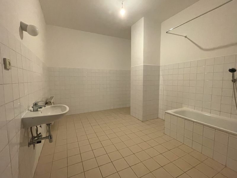 Helle 3-Zimmer-Wohnung mit 102 m² / / 2434 Götzendorf an der Leitha / Bild 2