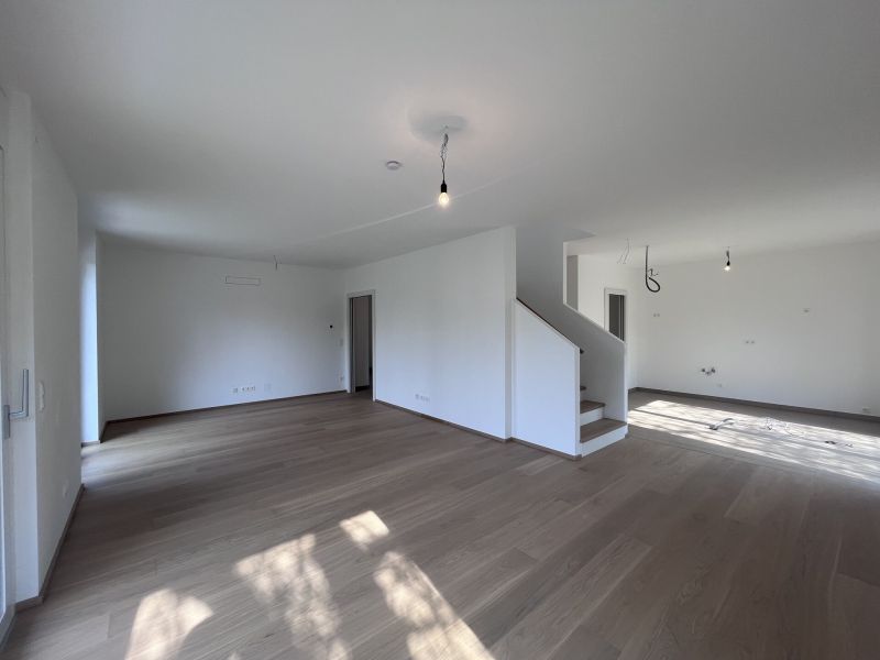 Erstbezug !!! Traumhafte Doppelhaush�lfte -  mit 5 Zimmern, Garten, Wohnkeller und Stellpl�tzen! /  / 2353&nbsp;Guntramsdorf / Bild 5