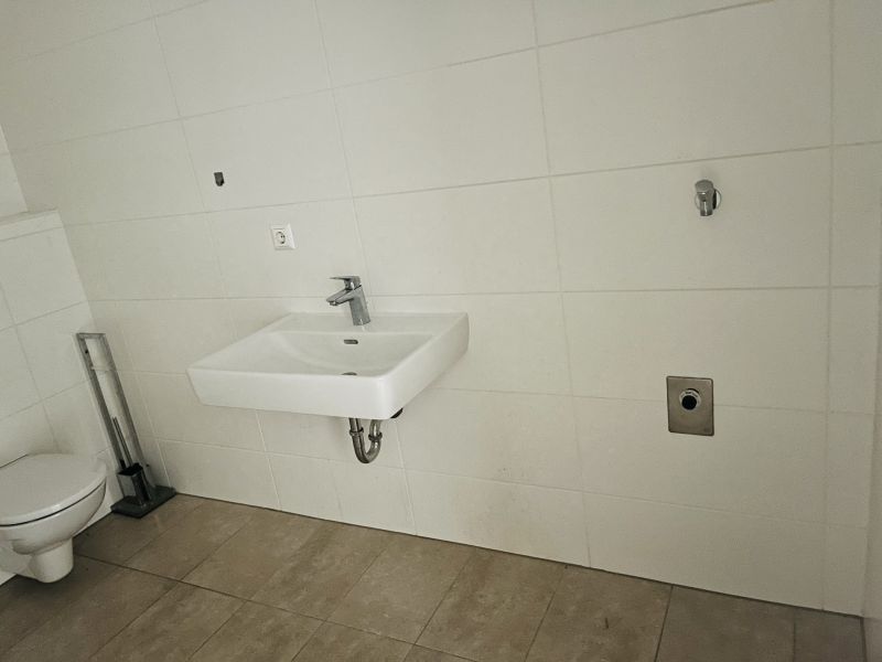 2 Zimmer mit groem Balkon /  / 2340 Mdling / Bild 8