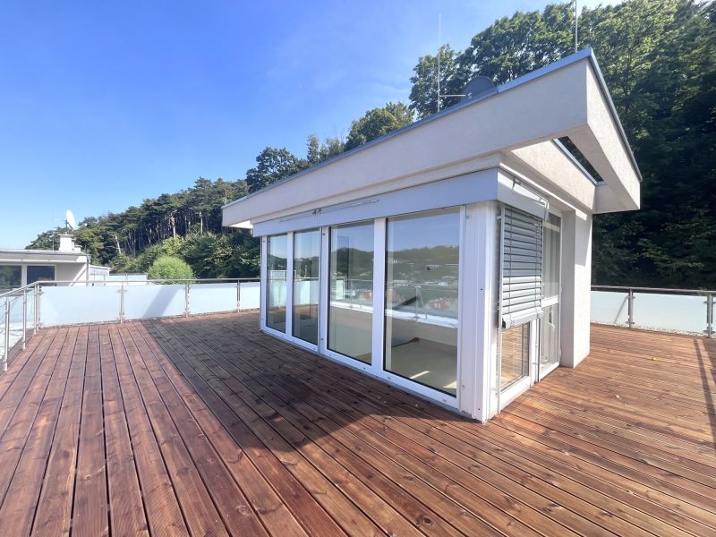 Dachterassentraum mit traumhaften Panoramablick und Eigengarten /  / 2371 Hinterbrhl / Bild 2