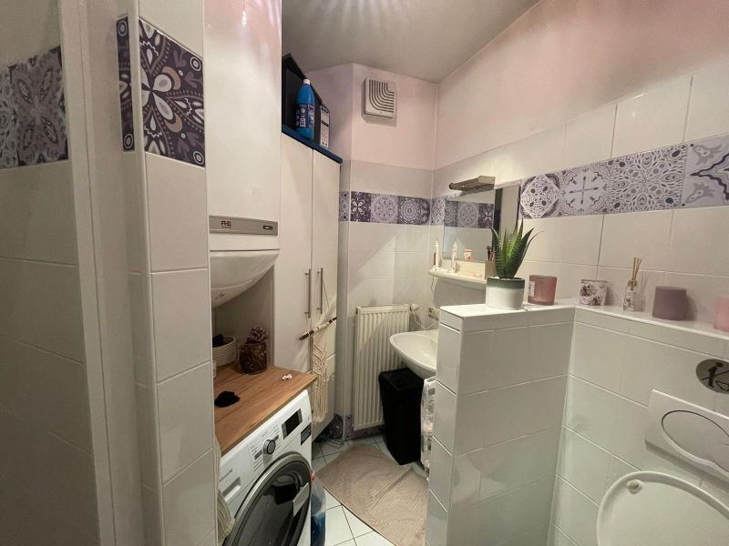 Gemtliche Wohnung im Zentrum mit Balkon und Tiefgaragenstellplatz! /  / 2351 Wiener Neudorf / Bild 4