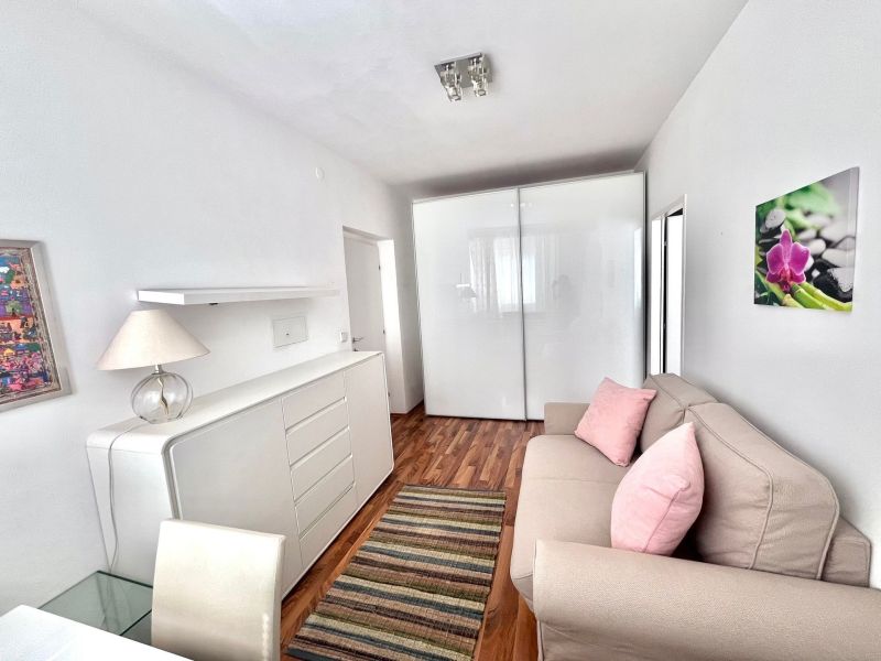 Gemtliche 3-Zimmer-Wohnung mit verbauter Loggia /  / 2340 Mdling / Bild 4