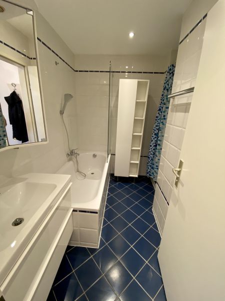 Zwei Zimmerwohnung mit Wienblick (inkl. Garagenabstellplatz) / / 2331 Vösendorf / Bild 2