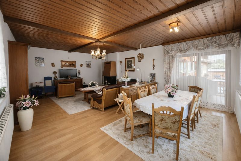 Top gepflegtes Einfamilienhaus mit KELLER & GARAGEN / / 2391 Kaltenleutgeben / Bild 2