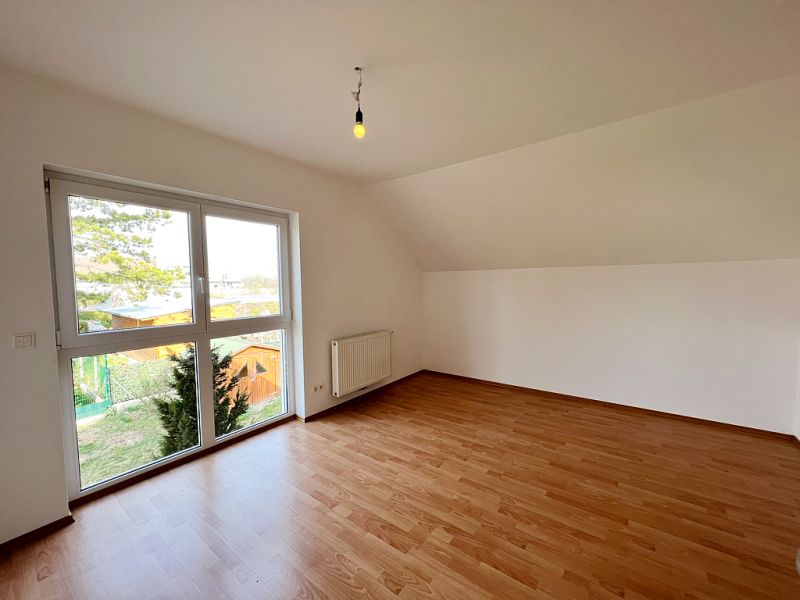 Sch�nes Haus mit gro�em Garten und 2 KFZ-Abstellpl�tzen! /  / 2361&nbsp;Laxenburg / Bild 3