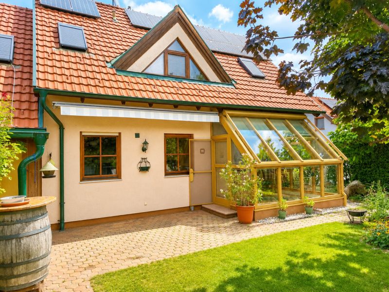 Charmantes Einfamilienhaus inkl. Pool, Sauna u.v.m.
