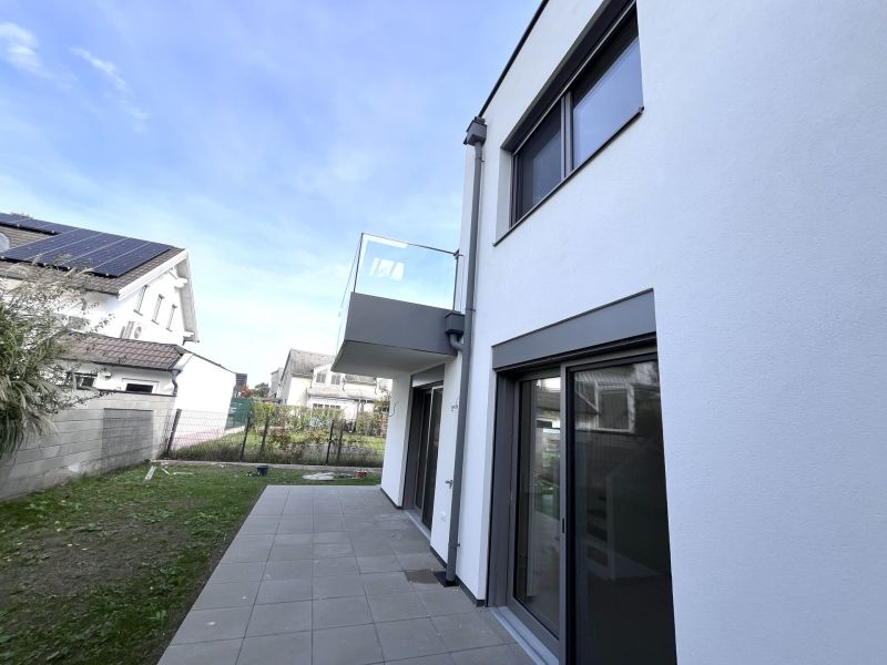 Traumhafte Doppelhaushälfte in Guntramsdorf: Erstbezug mit Garten und 2 Stellplätzen! /  / 2353 Guntramsdorf / Bild 12