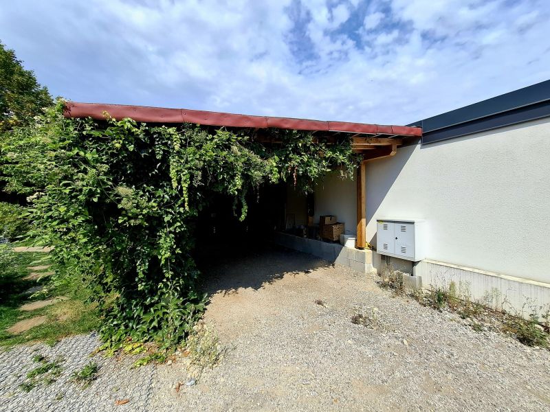 Vielseitig nutzbare Liegenschaft mit ausreichend Platz und herrlichem Blick auf die Hohe Wand /  / 2732 Wrflach / Bild 7
