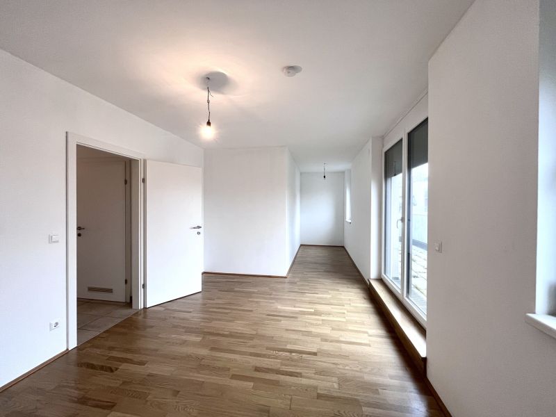 Dachgescho mit 3 Zimmer und 2 Terrassen! /  / 2340 Mdling / Bild 2