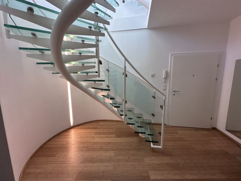 Tolle 3 Zimmer Dachgeschosswohnung mit Blick ber Wien! /  / 1040 Wien / Bild 13