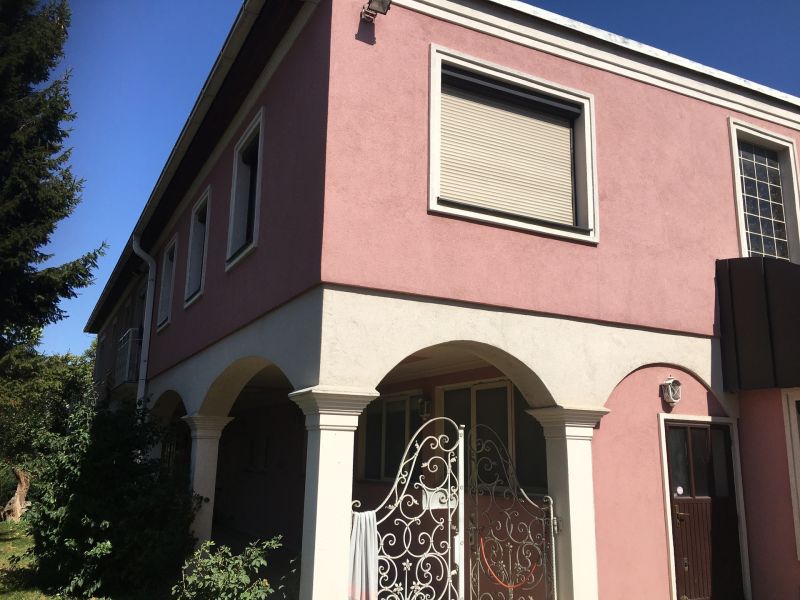 Ein- und Mehrfamilienhaus mit Potential, auch fr Bautrger geeignet!!!