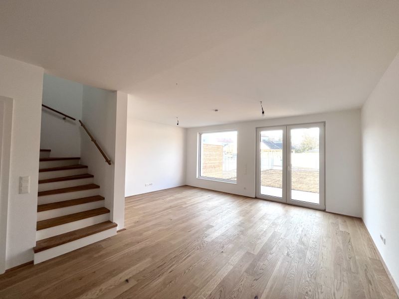 Reihenhaus mit Keller, Garten und je 2 Stellpltzen! /  / 2523 Tattendorf / Bild 4