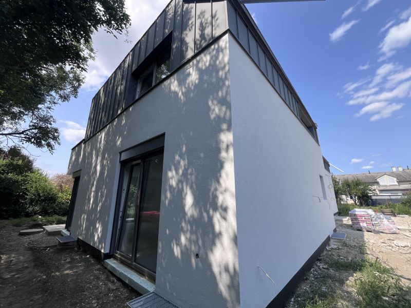 Traumhafte Doppelhaushlfte - Erstbezug mit 5 Zimmern, Garten, Wohnkeller und Stellpltzen! /  / 2353 Guntramsdorf / Bild 3