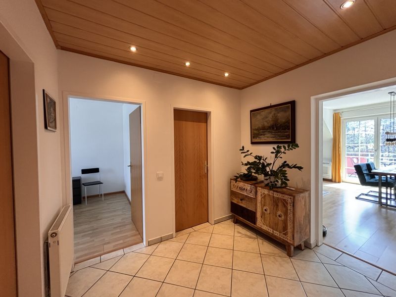 3 Zimmer mit Balkon & Parkplatz / / 2601 Sollenau / Bild 0