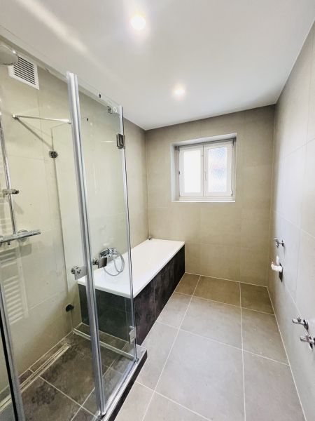 TOPLAGE, TOPZUSTAND, 1,2,3 GO...Digitales Bieterverfahren!!! /  / 2500 Baden / Bild 12