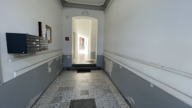 Zentral gelegene Altbauwohnung mit Entwicklungspotential /  / 2500 Baden / Bild 6