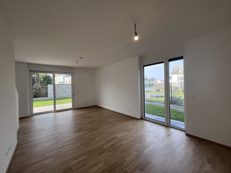 Erstbezug !! Traumhafte Doppelhaush�lfte , Wohnkeller  mit Garten und 2 Stellpl�tzen! /  / 2353&nbsp;Guntramsdorf / Bild 4