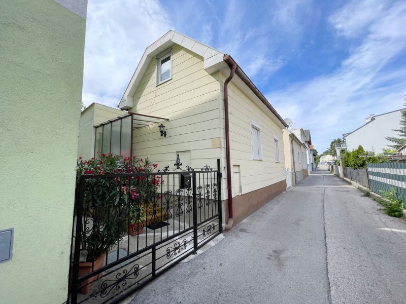 Grundst�ck mit 2 Wohneinheiten! /  / 2353&nbsp;Guntramsdorf / Bild 4