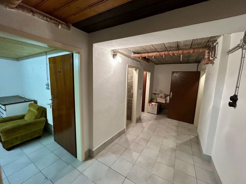 Gro�z�giges Einfamilienhaus mit gro�em Grundst�ck, Nebengeb�uden & viel Potenzial in Trausdorf /  / 7061&nbsp;Trausdorf an der Wulka / Bild 11