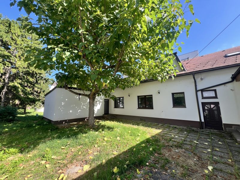 Mehrfamilienhaus mit Garten /  / 2522 Oberwaltersdorf / Bild 2