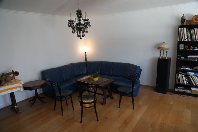 Grozgige Wohnung mit Loggia, Swimmingpool und Garagen in top Lage /  / 1180 Wien / Bild 5