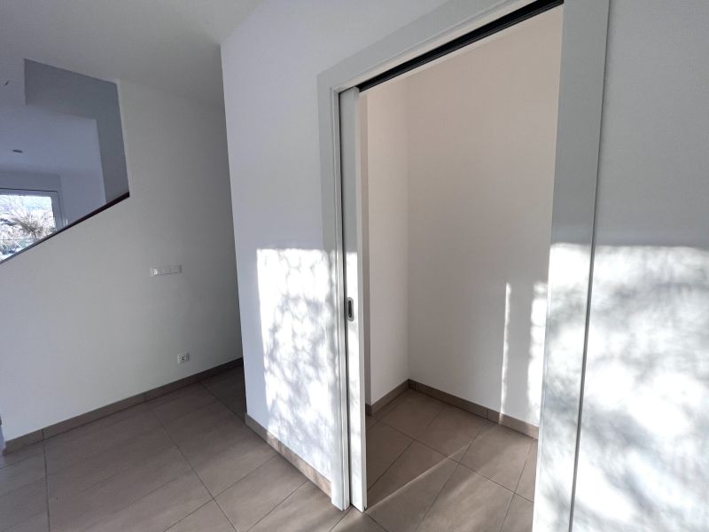 Erstbezug !!! Traumhafte Doppelhaush�lfte -  mit 5 Zimmern, Garten, Wohnkeller und Stellpl�tzen! /  / 2353&nbsp;Guntramsdorf / Bild 1