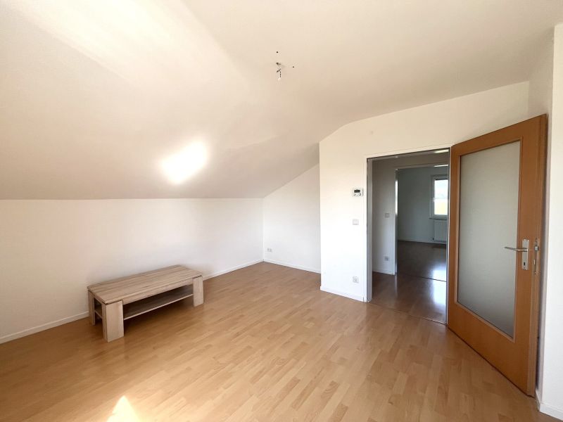 Dachgeschoßwohnung mit 200 m2 Garten / / 2512 Tribuswinkel / Bild 9