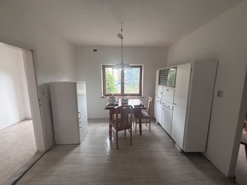 Charmantes Einfamilienhaus mit gro�em Grundst�ck und viel Potenzial /  / 2551&nbsp;Enzesfeld-Lindabrunn / Bild 6