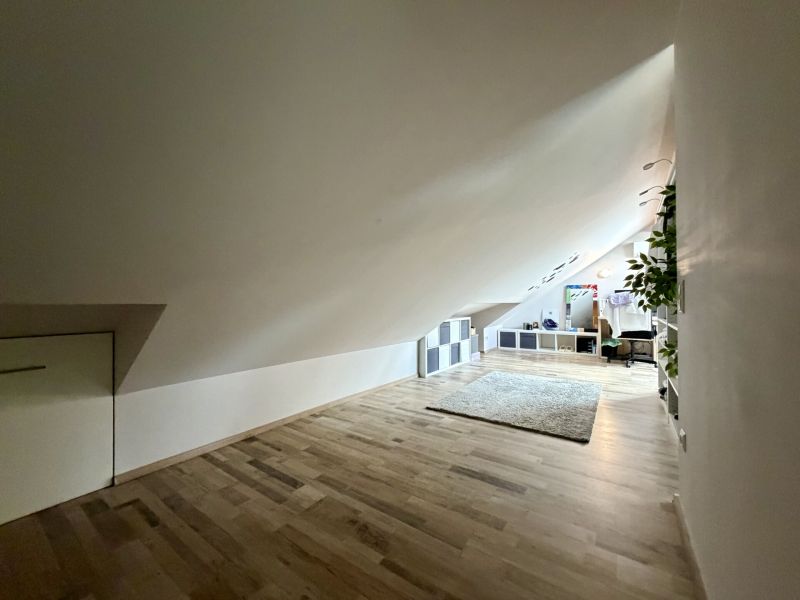 Traumhafte DG-Wohnung mit phantastischem Outdoor Spa Bereich! /  / 2511&nbsp;Pfaffst�tten / Bild 9