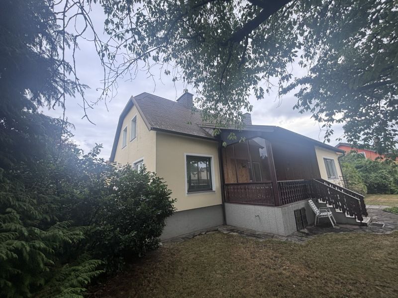 Charmantes Einfamilienhaus mit gro�em Grundst�ck und viel Potenzial /  / 2551&nbsp;Enzesfeld-Lindabrunn / Bild 3