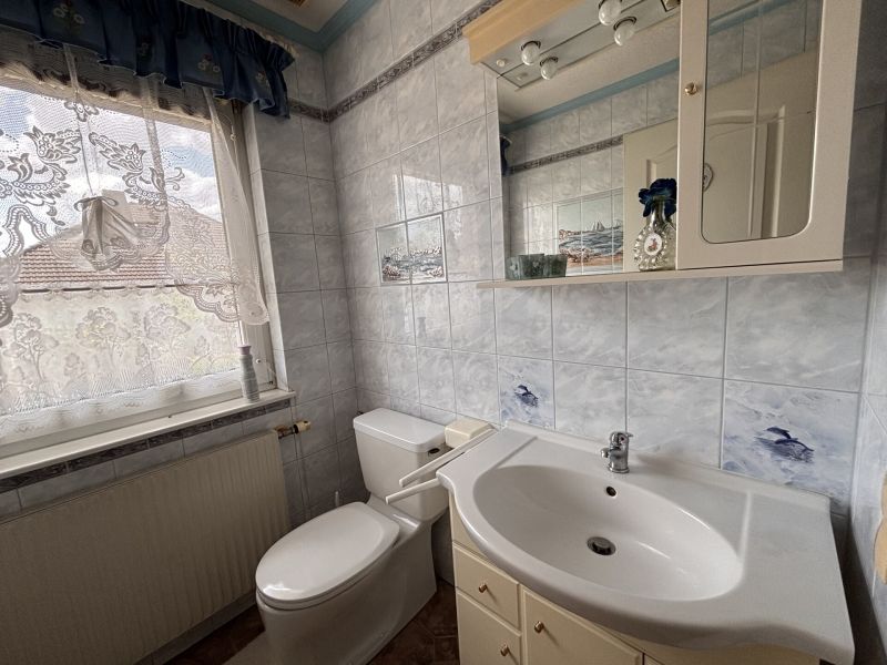 Einzigartige Liegenschaft mit Garage und Pool! / / 2525 Schönau an der Triesting / Bild 6