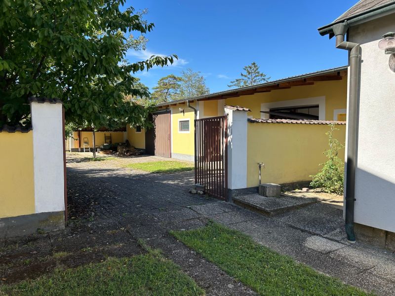 Gro�z�giges Einfamilienhaus mit gro�em Grundst�ck, Nebengeb�uden & viel Potenzial in Trausdorf /  / 7061&nbsp;Trausdorf an der Wulka / Bild 5