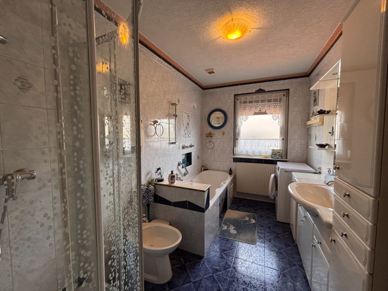 Einzigartige Liegenschaft mit Garage und Pool! / / 2525 Schönau an der Triesting / Bild 8