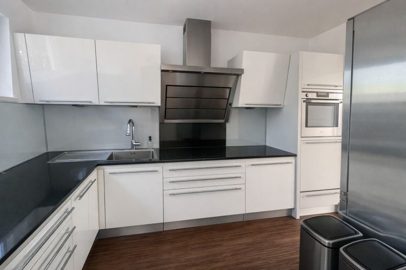 Doppelhaus mit Aussicht am Gießhübl * Wohnkeller * / / 2372 Gießhübl / Bild 3