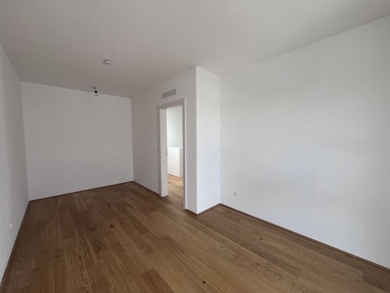 Reihenhaus mit Keller, Garten und je 2 Stellpltzen! /  / 2523 Tattendorf / Bild 9