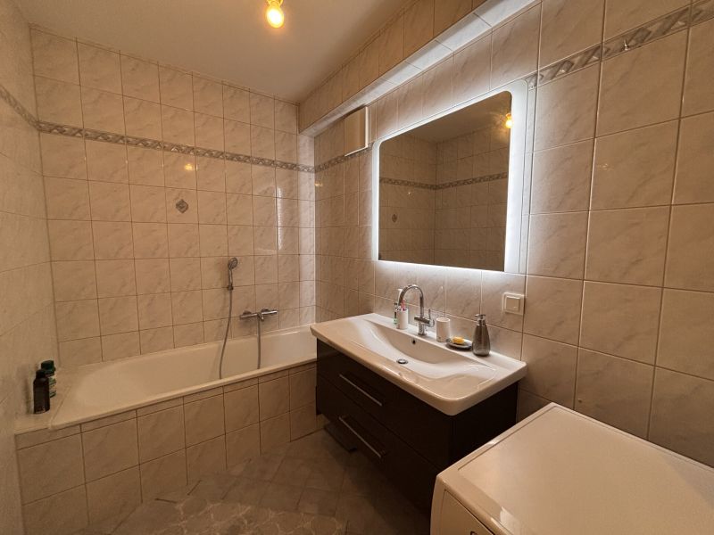 3 Zimmer mit Balkon & Parkplatz / / 2601 Sollenau / Bild 5