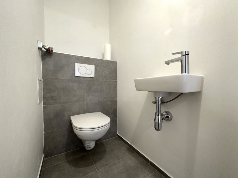 Top-sanierte 4-Zimmer Wohnung mit Balkon /  / 2353 Guntramsdorf / Bild 7