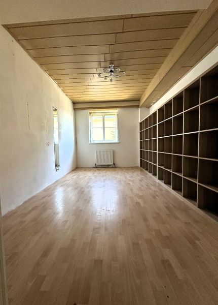 3 Zimmer Wohnung mit Balkon & Parkplatz / / 2500 Baden / Bild 4