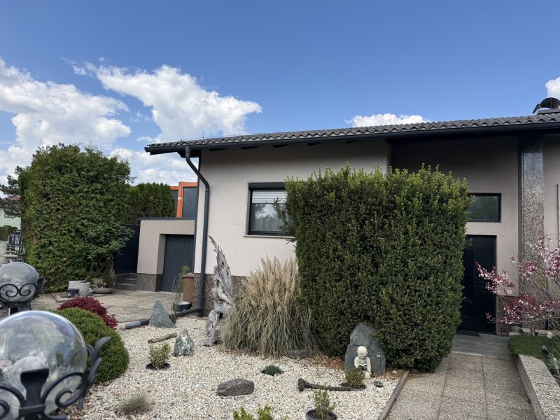 Bungalow mit Partykeller, Pool, Garage..... /  / 2353&nbsp;Guntramsdorf / Bild 1