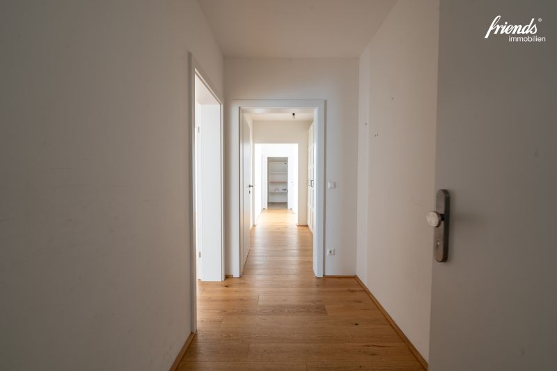 Grozgiges Wohnen mit 5 Zimmer auf 174 m2 auf einer EBENE! /  / 2352 Gumpoldskirchen / Bild 11