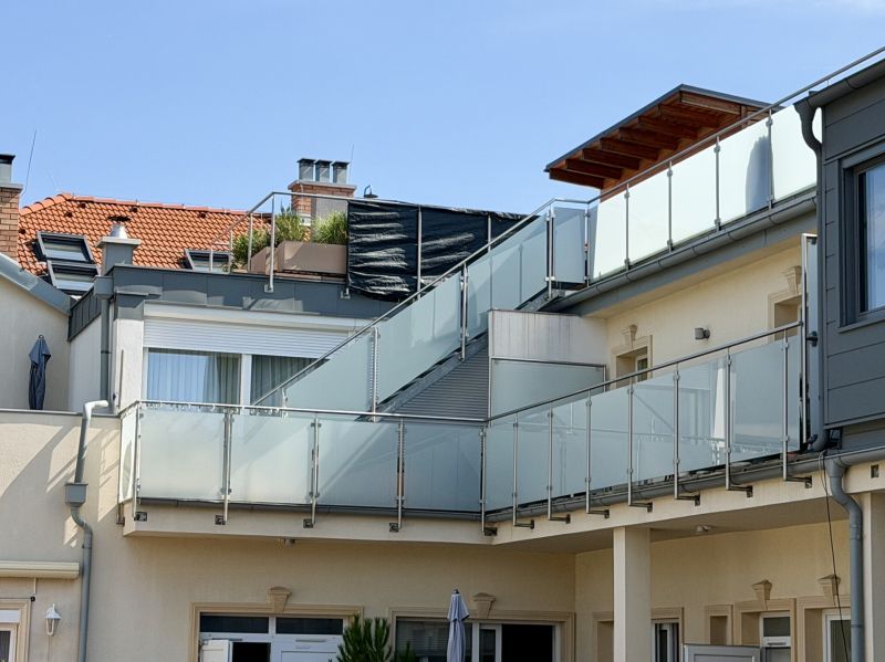Traumhafte DG-Wohnung mit phantastischem Outdoor Spa Bereich! /  / 2511&nbsp;Pfaffst�tten / Bild 18