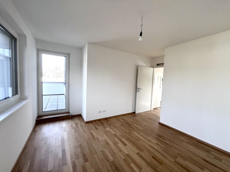 Traumhafte Doppelhaushälfte in Guntramsdorf: Erstbezug mit Garten und 2 Stellplätzen! /  / 2353 Guntramsdorf / Bild 8