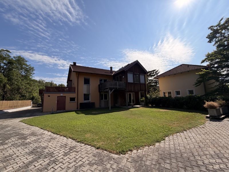 Großes Haus in toller Lage / / 2522 Oberwaltersdorf / Bild 0