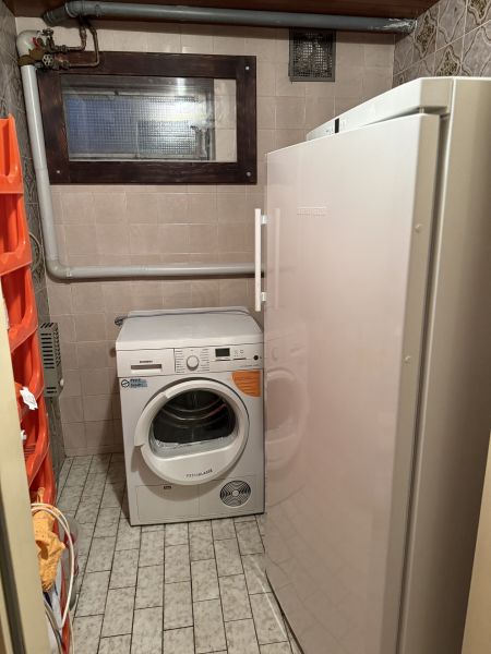 toller Garten, nettes Haus / / 2601 Eggendorf / Bild 11