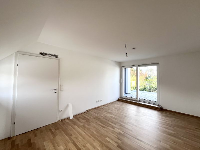 Traumhafte Doppelhaushälfte in Guntramsdorf: Erstbezug mit Garten und 2 Stellplätzen! /  / 2353 Guntramsdorf / Bild 1