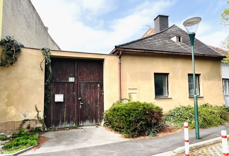 Grundstck mit Altbestand